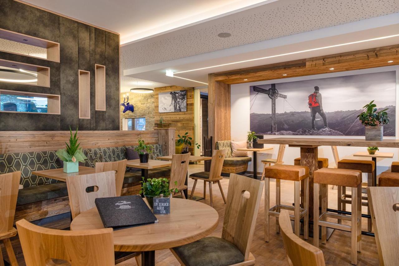 Alpenparks Hotel & Apartment Hochkoenig Muhlbach Am Hochkonig Bagian luar foto